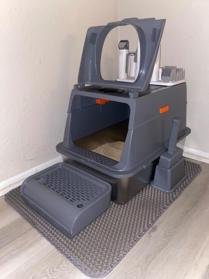 PT-07-34 Enclosed Removable Metal Litter Box